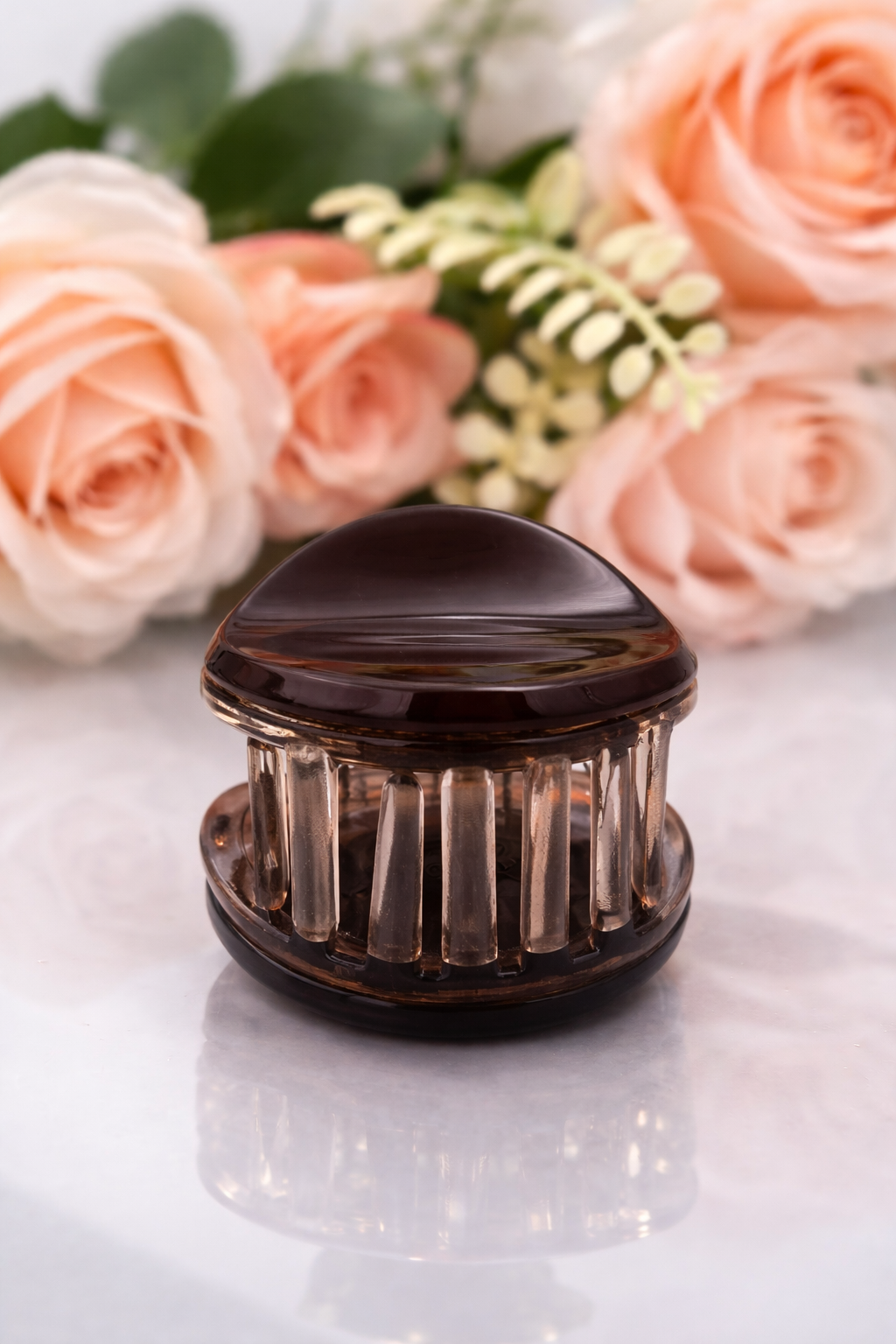 Round Glossy Hair Claw Clips for Women – Elegant Strong Hold Hair Accessory-1
