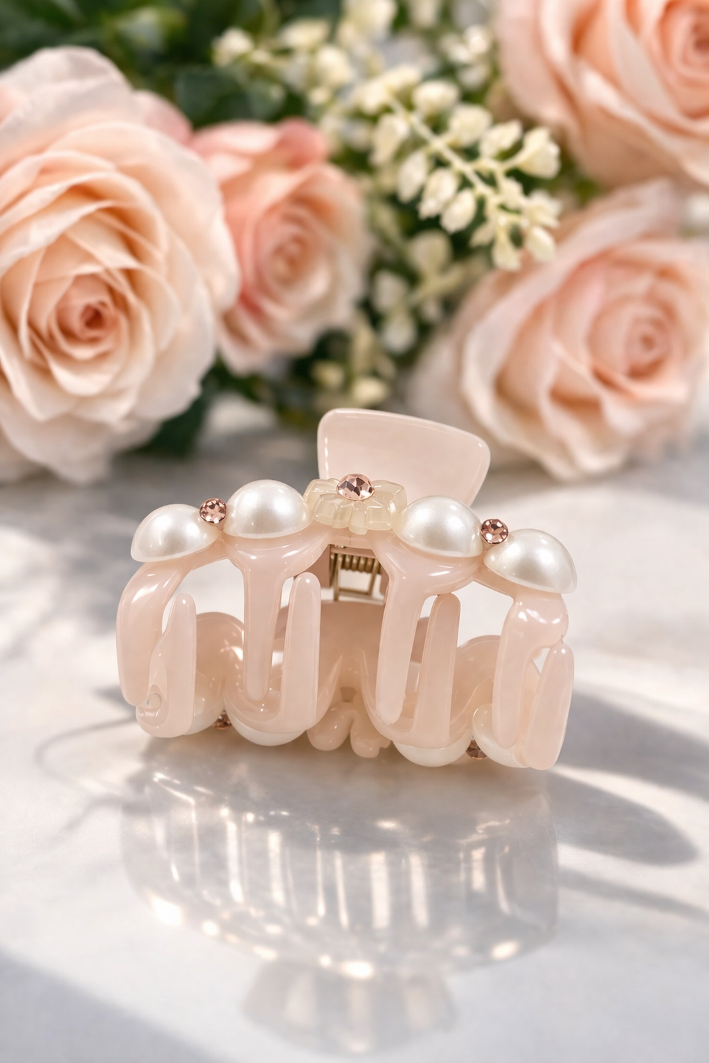 Decorative Pearl Chain Hair Claw Clips – Acrylic Hair Accessories