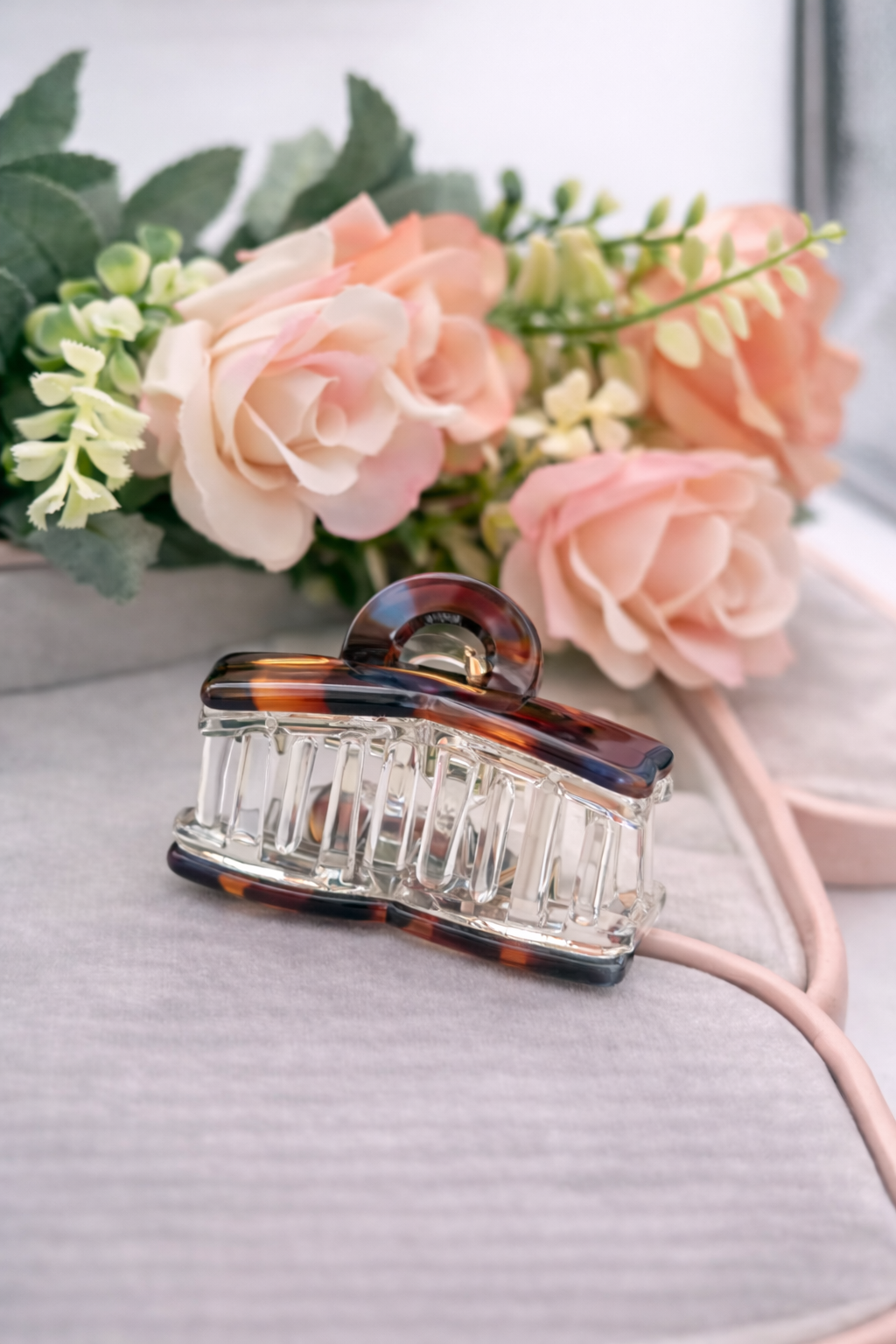 Marble Acrylic Mini Hair Claw Clips– Stylish Multicolor Hair Accessories