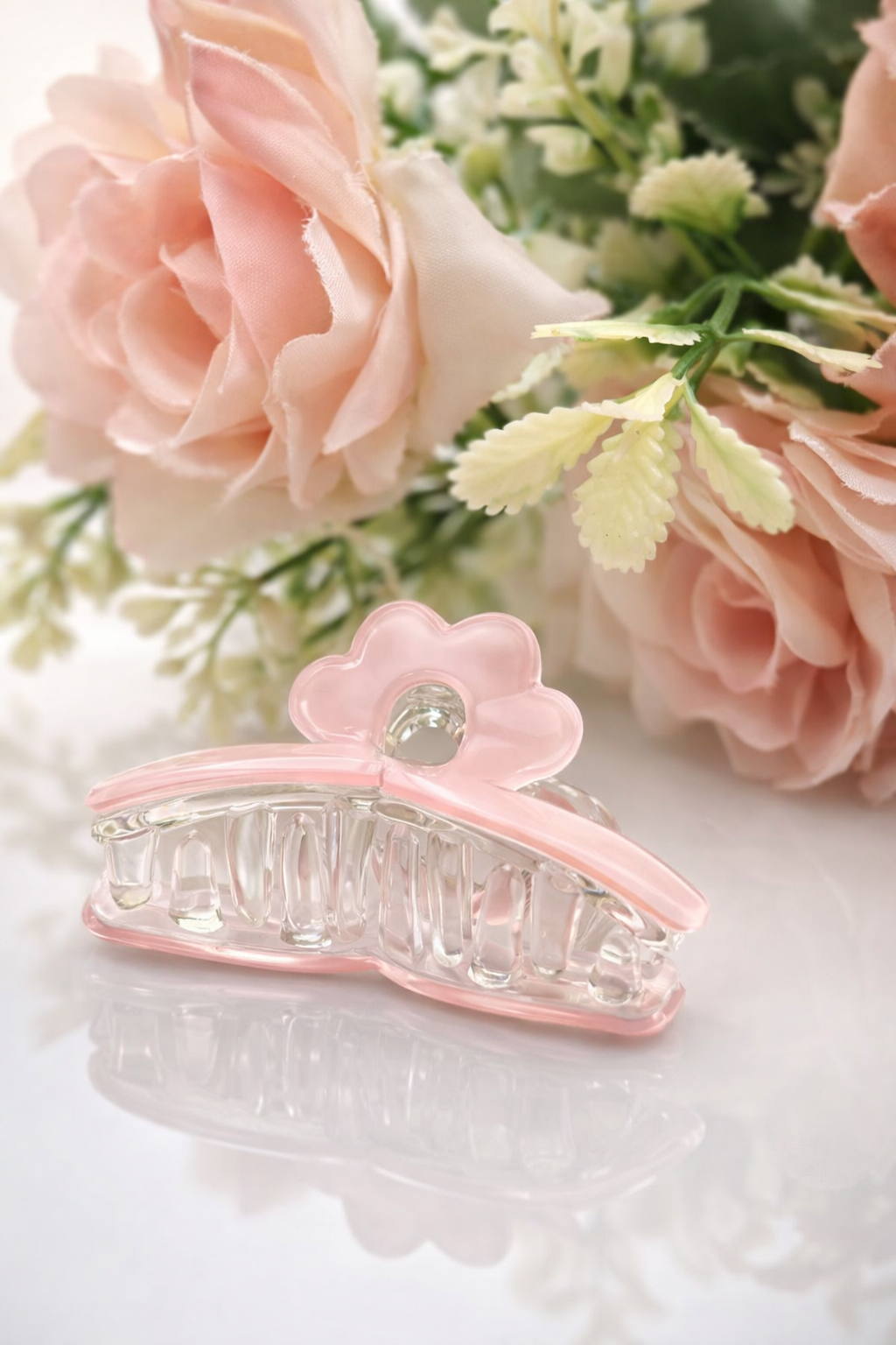 Pastel Butterfly Snap Hair Clips – Stylish Hair Accessories for Girls and womens