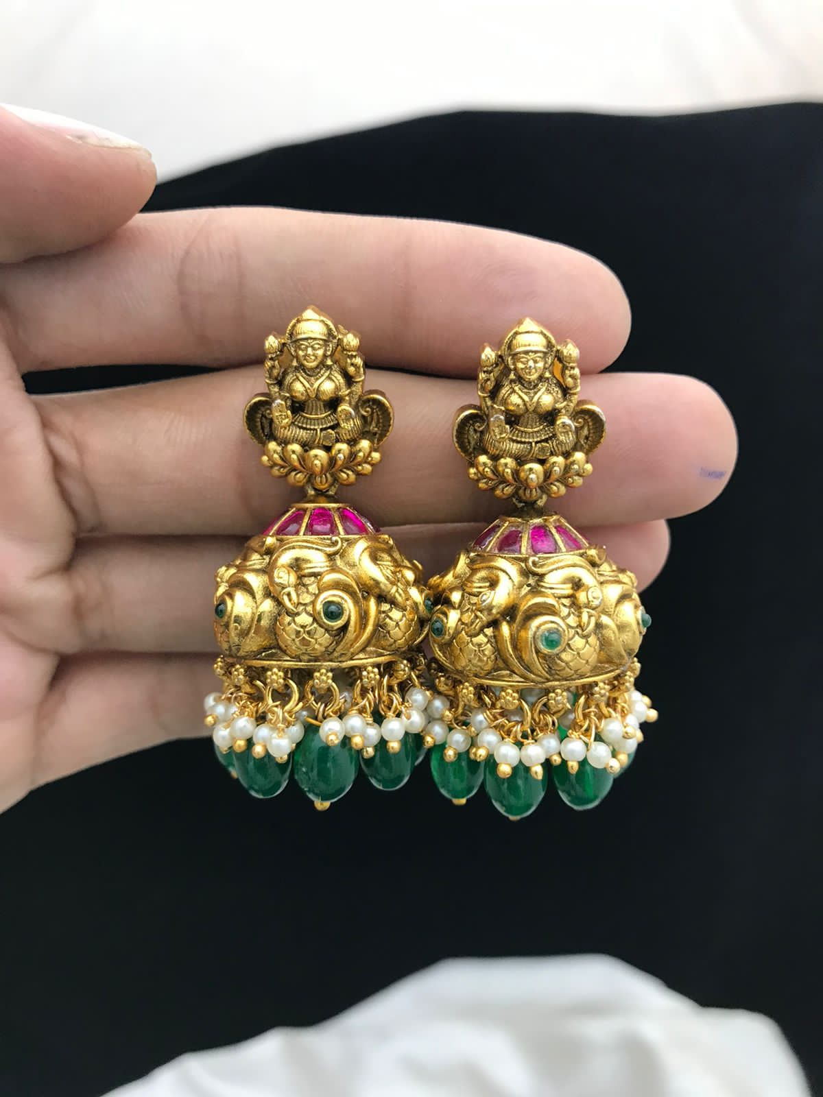 Nakshi Kundan buttas