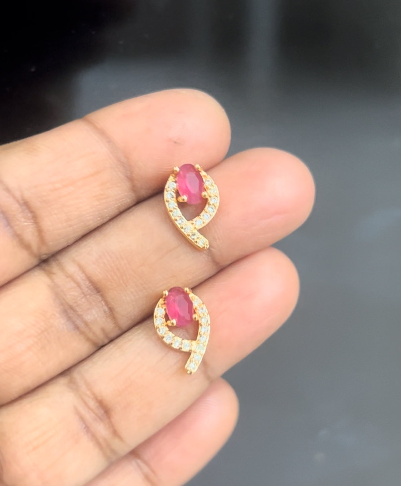 CZ oval shape stud in colours