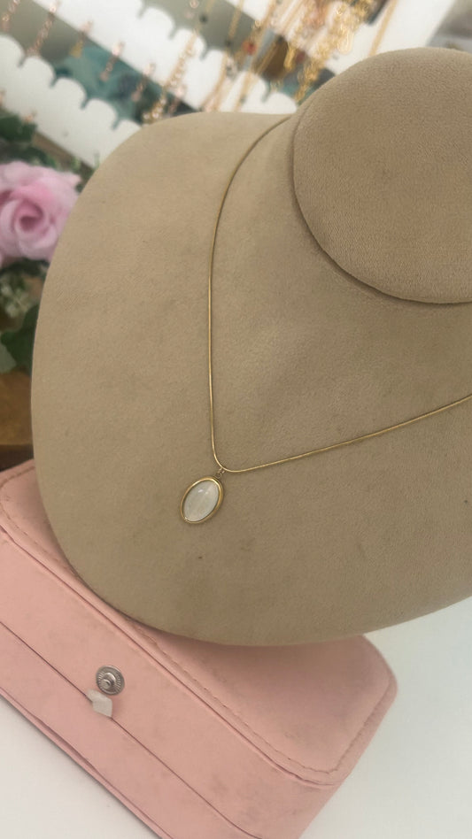 Classic Anti-Tarnish Gold Chain with Oval Stone Pendant | Simple Everyday Jewellery