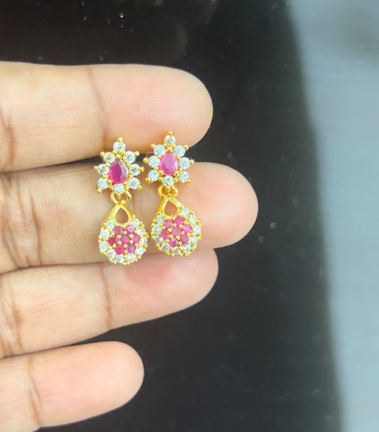 Screwback earrings with drop