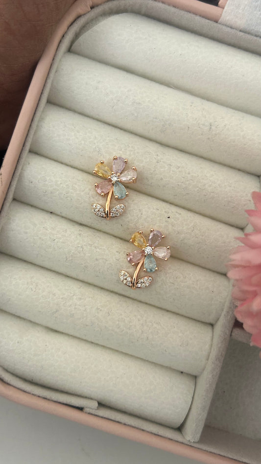 Cz "Petal Dreams: Blooming Elegance" studs