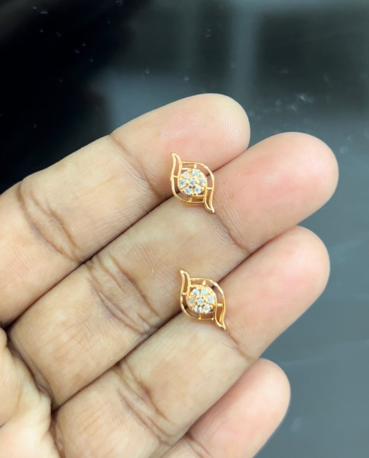 CZ small leaf shape stud