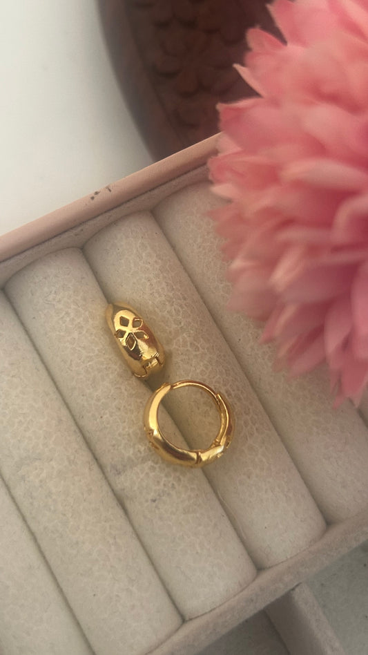 Floral Cutout Gold Hoop Earrings for Everyday Use