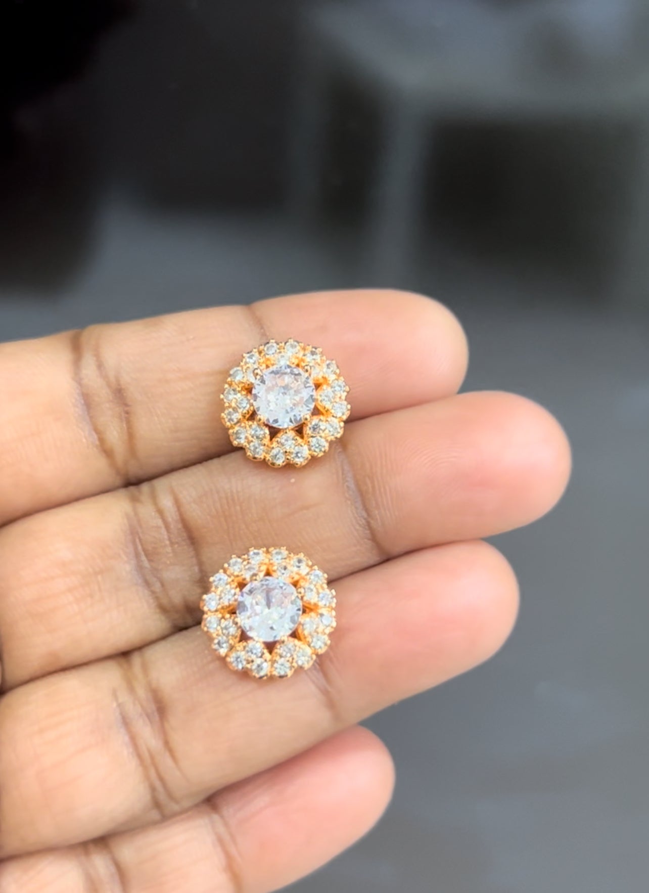 CZ fancy full stone round shape stud in colour