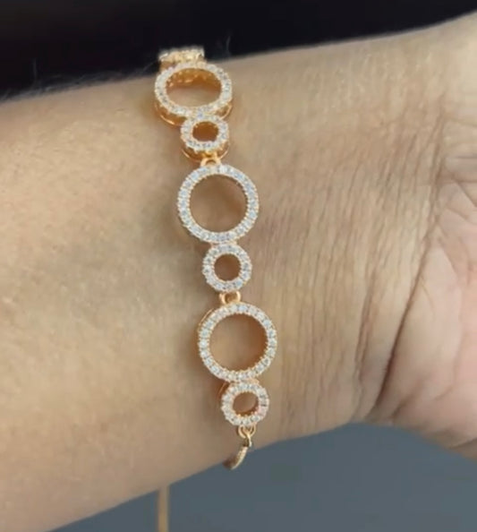 CZ round shape adjustable bracelet