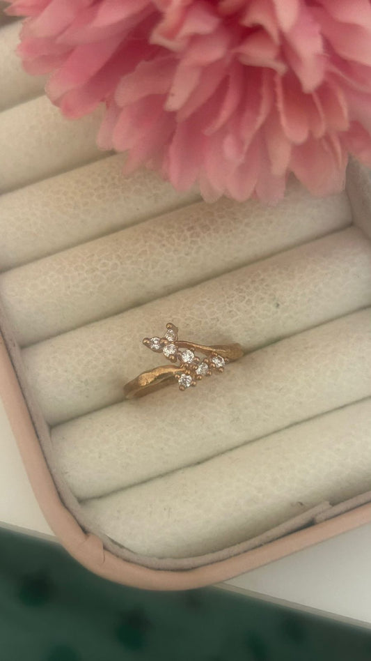 Starburst Floral Panchaloha Ring with Textured Finish