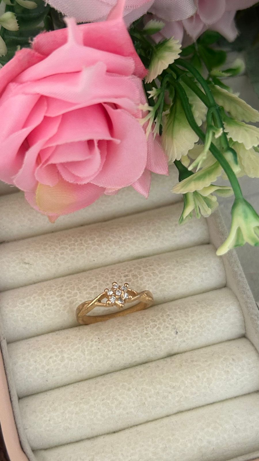 Panchaloam Gold Solitaire Floral Ring – Elegant Diamond Finger Ring for Women