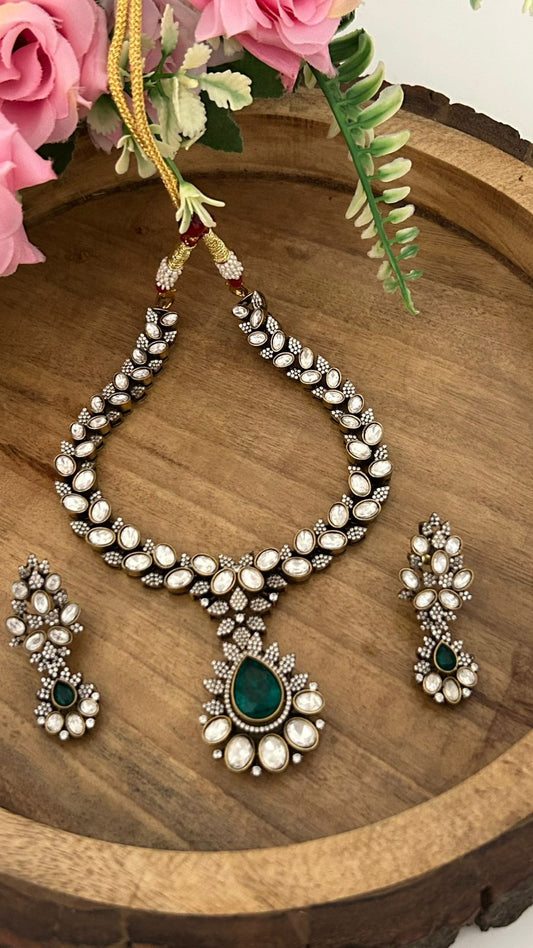 Mozonite Kundan Necklace Set with Green Pendant & Earrings for Women
