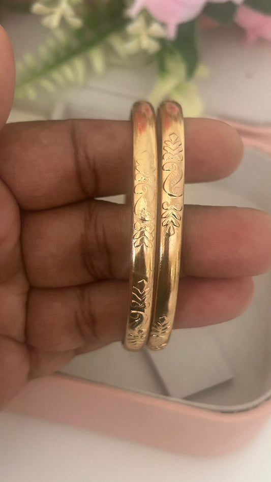 Divine Panchaloha Bangles – Pair of 2 | Peacock & Floral Leaf Engravings | Temple Matte Finish