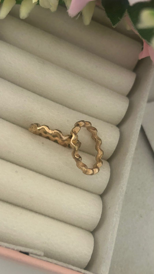 “Unpolished Panchaloham Wavy Design Toe Rings Pack of 2 | Traditional Antique Finish Temple Jewellery”