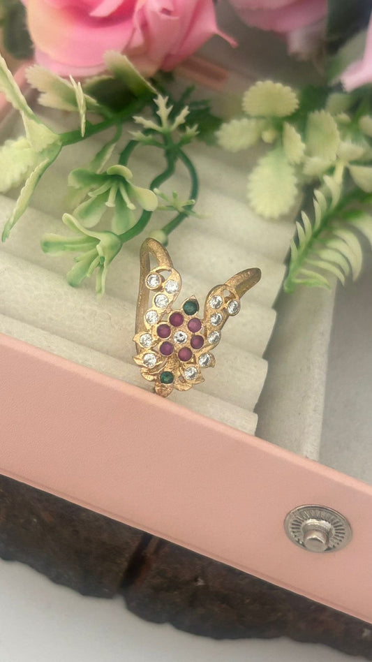 Panchaloham Floral Vanki Ring – Ruby & Green Stone Temple Design