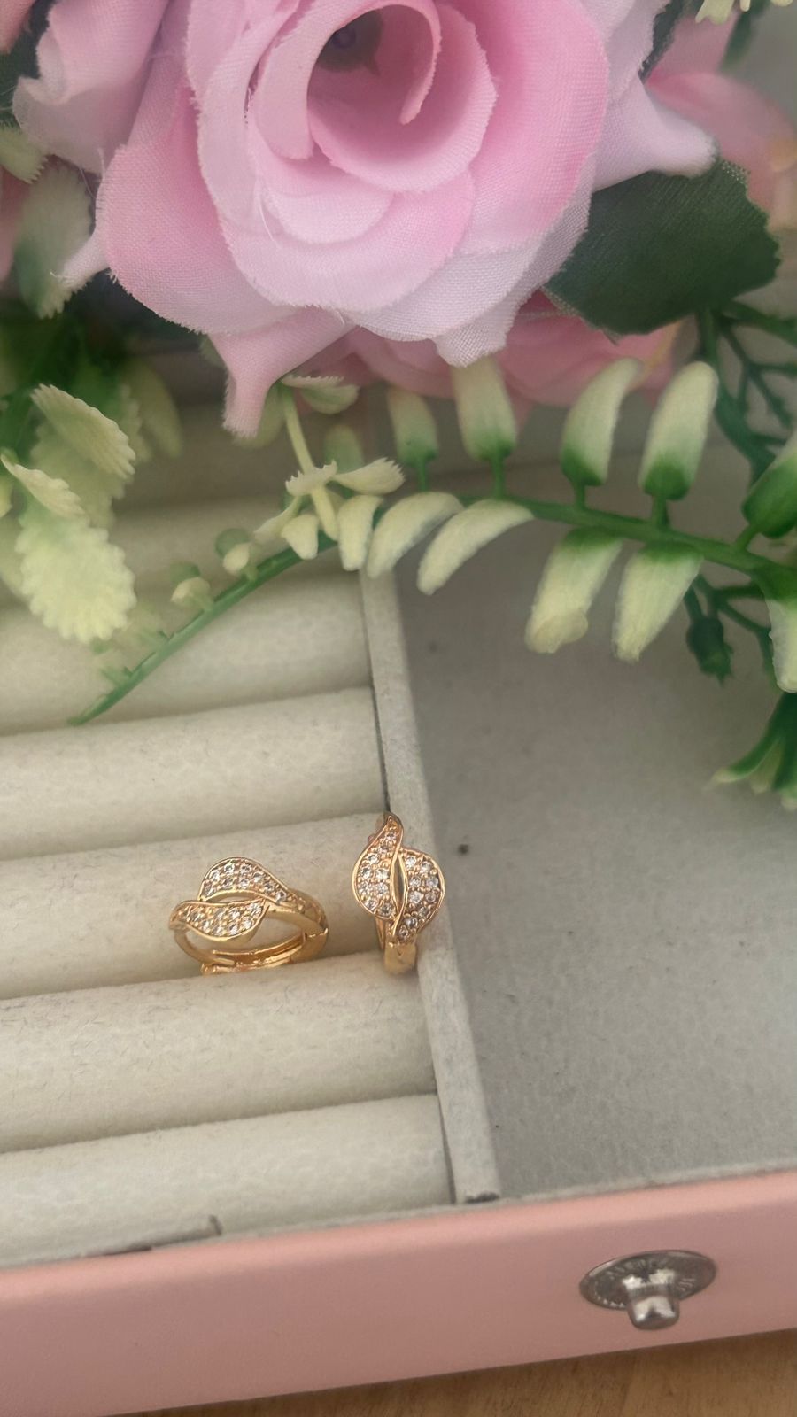 Elegant Leaf Pattern CZ Hoop Earrings – Daily Wear Rose Gold Finish