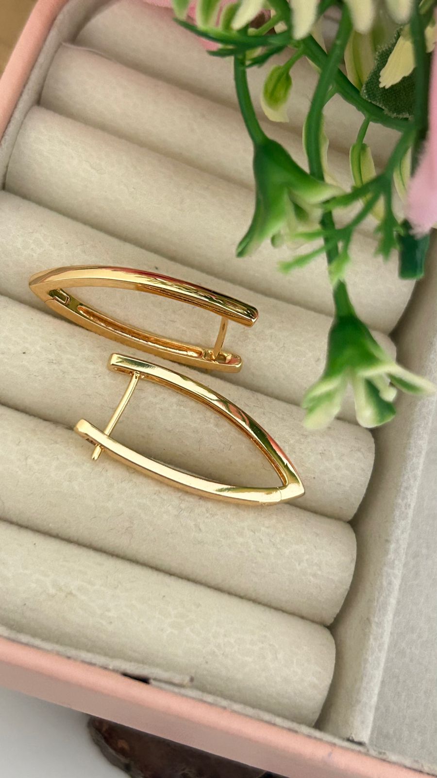 Elegant Gold-Polish  Bali Earrings – Modern Daily Wear Design