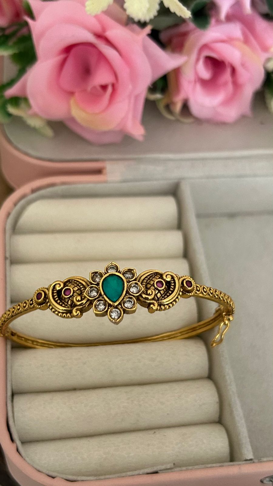 South Indian Emerald Stone Antique Bracelet openable