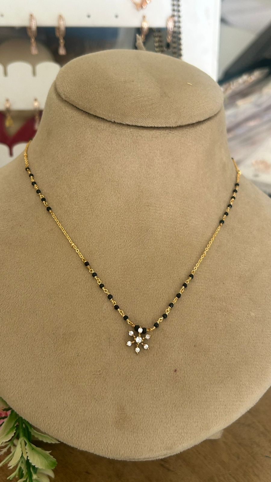 Single Line Black Beads Necklace with Gold Chain and Floral Pendant