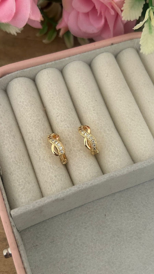 Twisted S-Shape CZ Bali – Lightweight cz bali Earrings