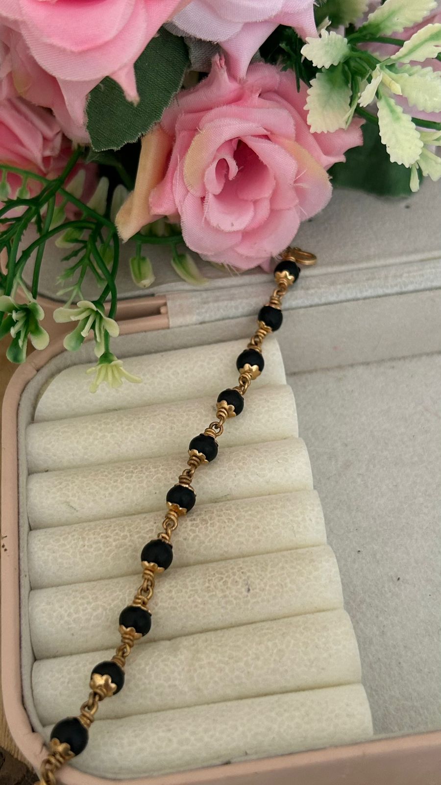 Natural Karungali Bead Bracelet – Traditional Protection Bracelet (Comfortable for Size 24–26)