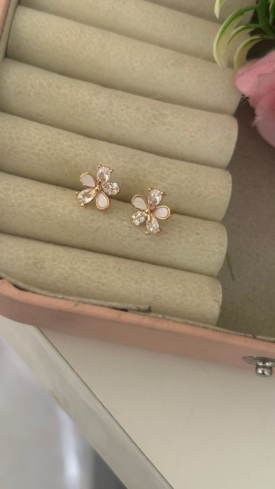 Flower Style CZ Stone Stud Earrings – Sparkling Gold Plated Fashion Earrings