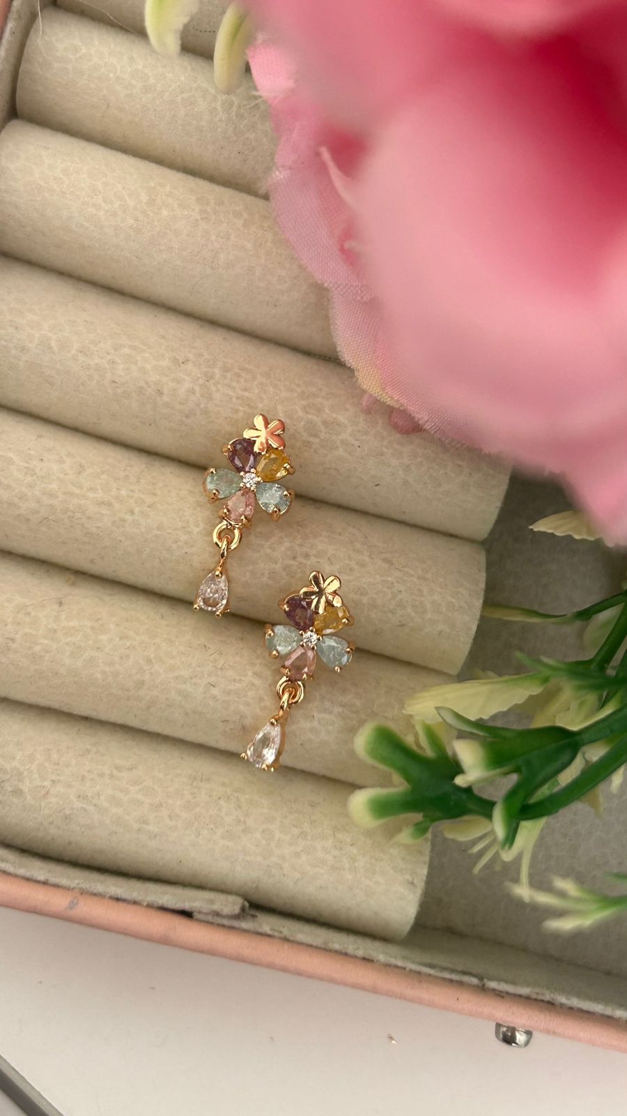 Trendy Flower CZ Drop Stud Earrings – Elegant Gold Fashion Earrings