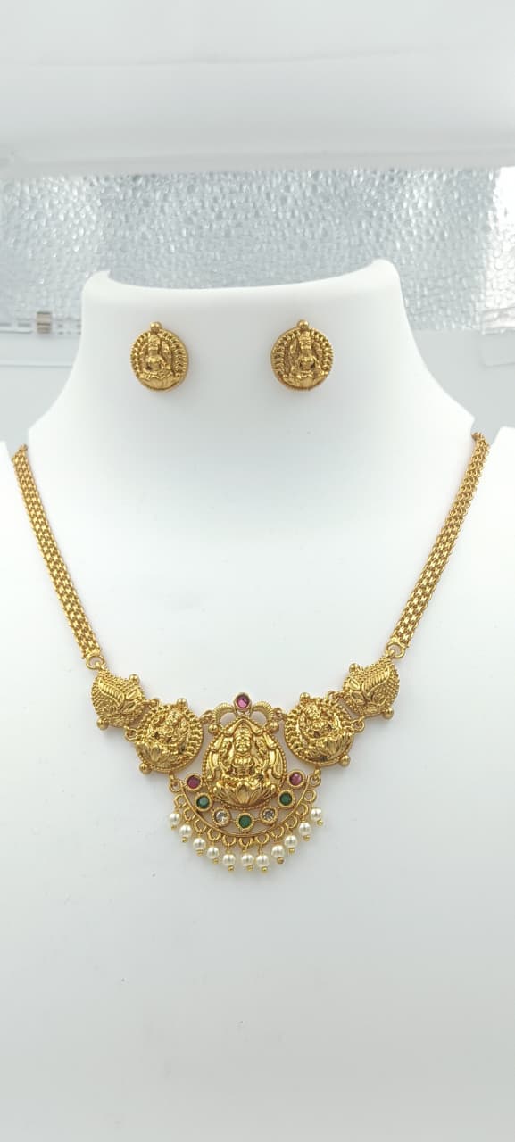 Classic South Indian Bridal Lakshmi Necklace Set with Pearls