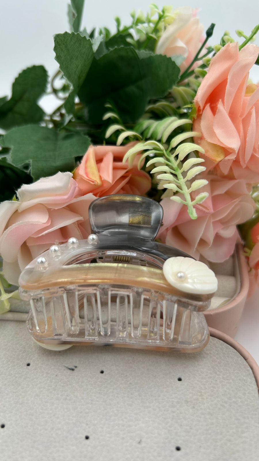 Shell Design Hair Claw Clips – Cute Transparent Hair Accessories