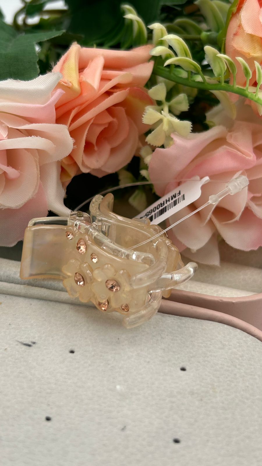 Korean Style Mini Hair Claw Clips – Pastel Crystal Hair Accessories