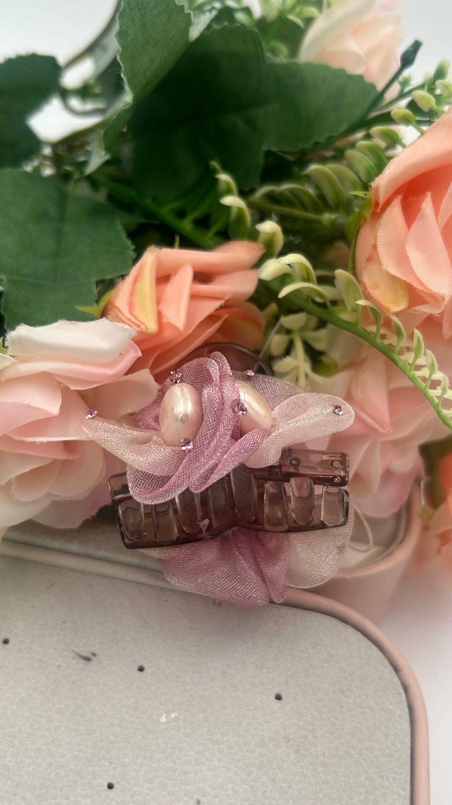 Mesh Flower Hair Clips – Trendy Hair Accessories for Girls