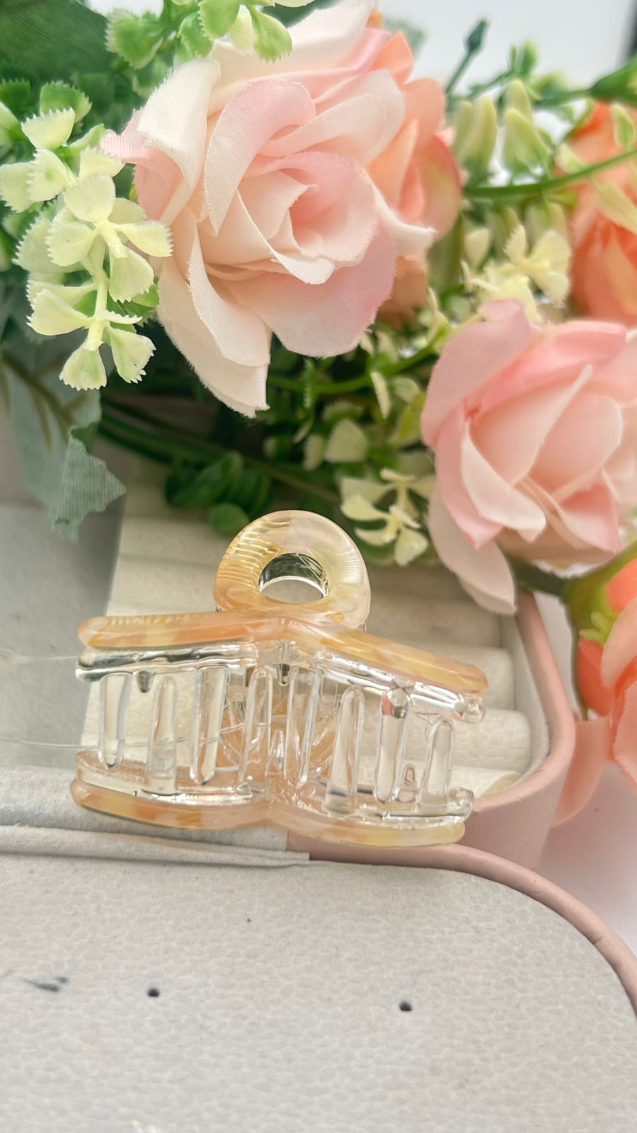 Marble Acrylic Mini Hair Claw Clips– Stylish Multicolor Hair Accessories