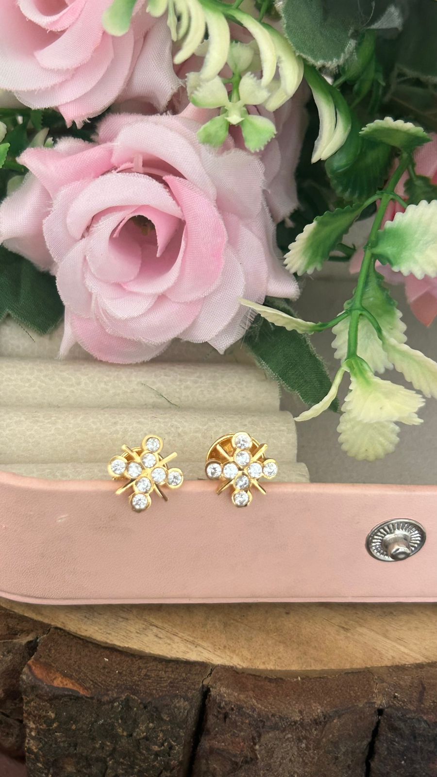 Polished Panchaloham Starburst Floral Stone Stud Earrings – Traditional Daily Wear