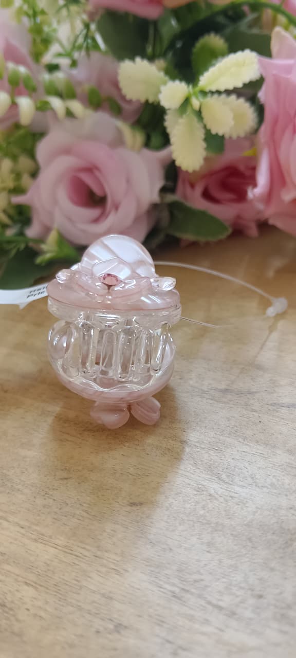 Flower Design Mini Hair Claw Clips with Crystals – Stylish Hair Accessories -1