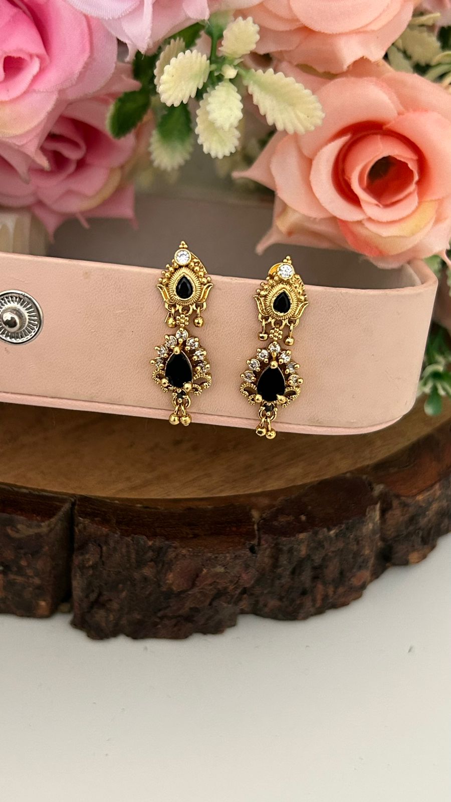 Elegant black Teardrop Stone Screw Back Earrings for Women