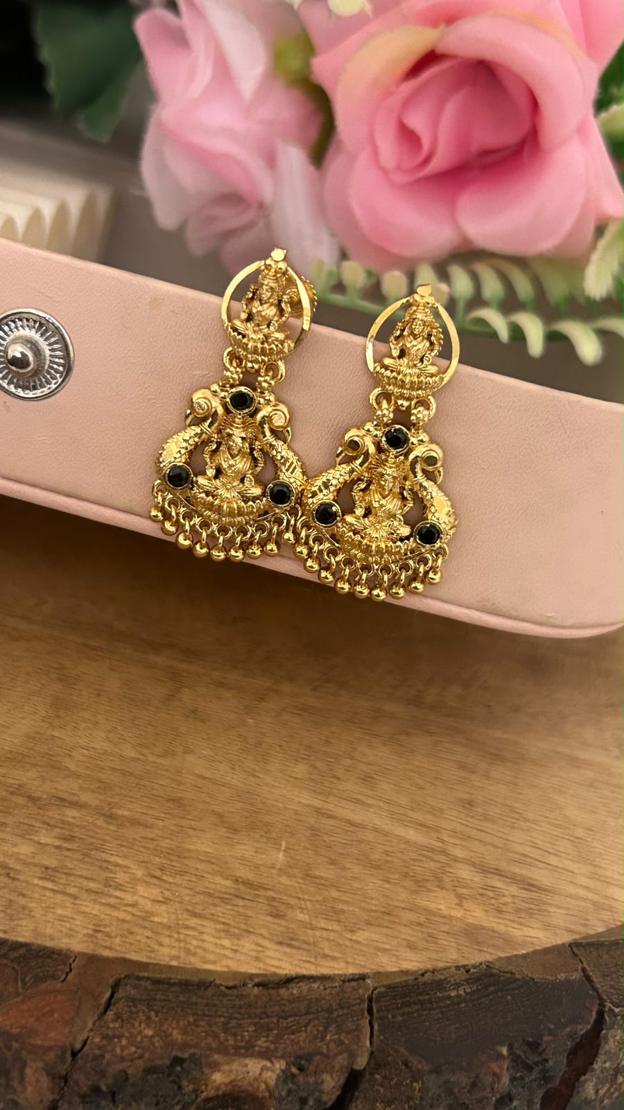 Temple Design Screwback Earrings with Black Stone Work