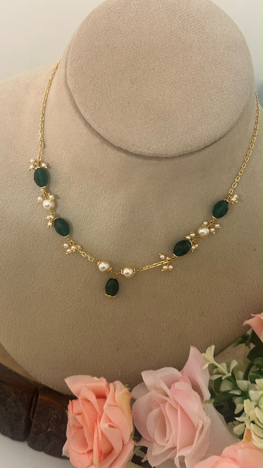 Green Beads Necklace with Swarovski Pearl Drops – 16 Inches Chain
