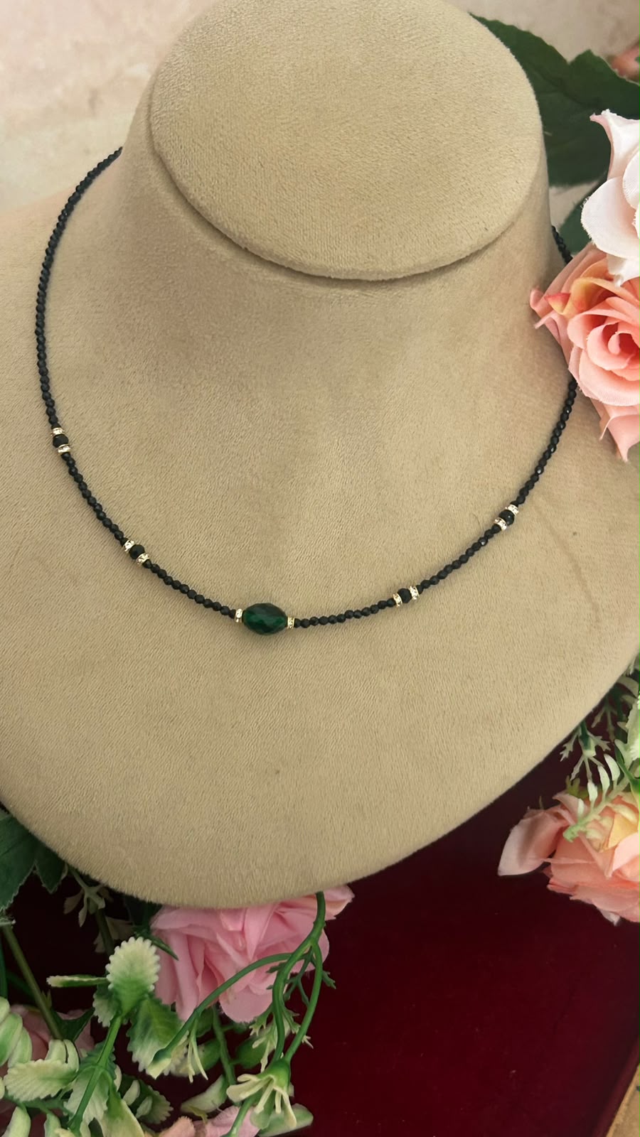 Minimalist Invisible Black Beads Necklace with Emerald Green Crystal Bead and Gold-Tone  pearlsfor Women