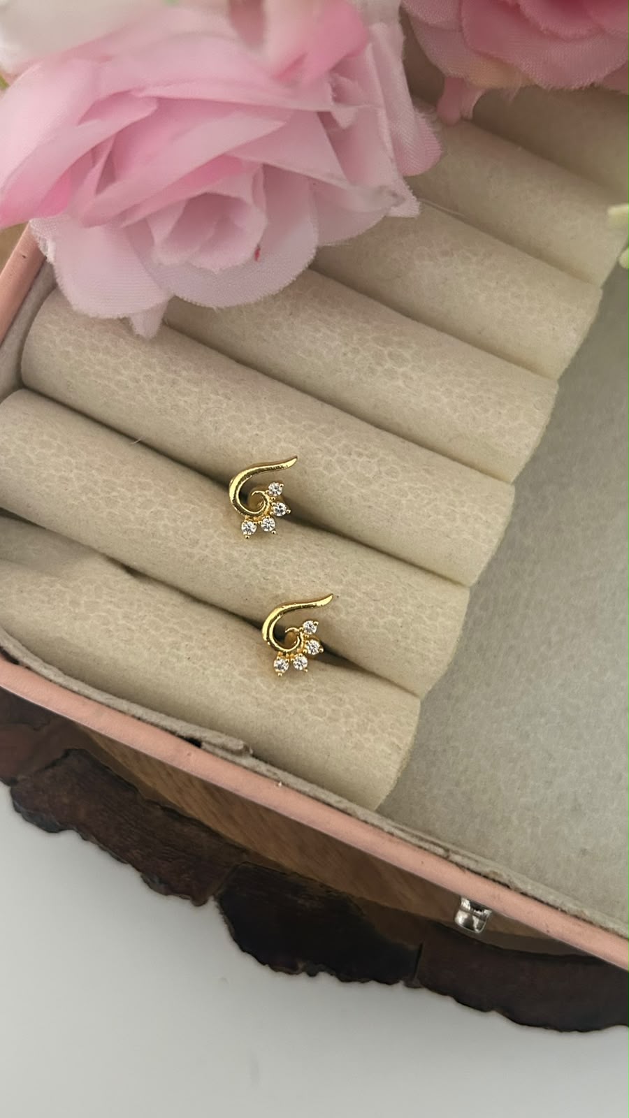 Mini Peacock Feather Screwback Stud Earrings | Gold Finish Diamond Replica