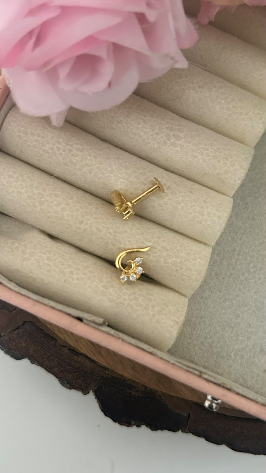 Mini Peacock Feather Screwback Stud Earrings | Gold Finish Diamond Replica