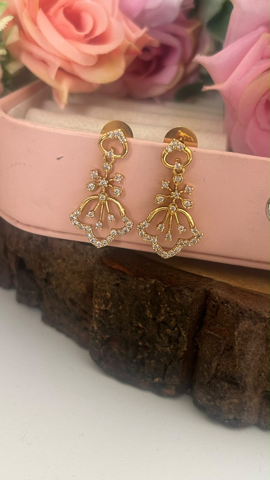 Elegant Crystal Flower Drop Earrings in pushback