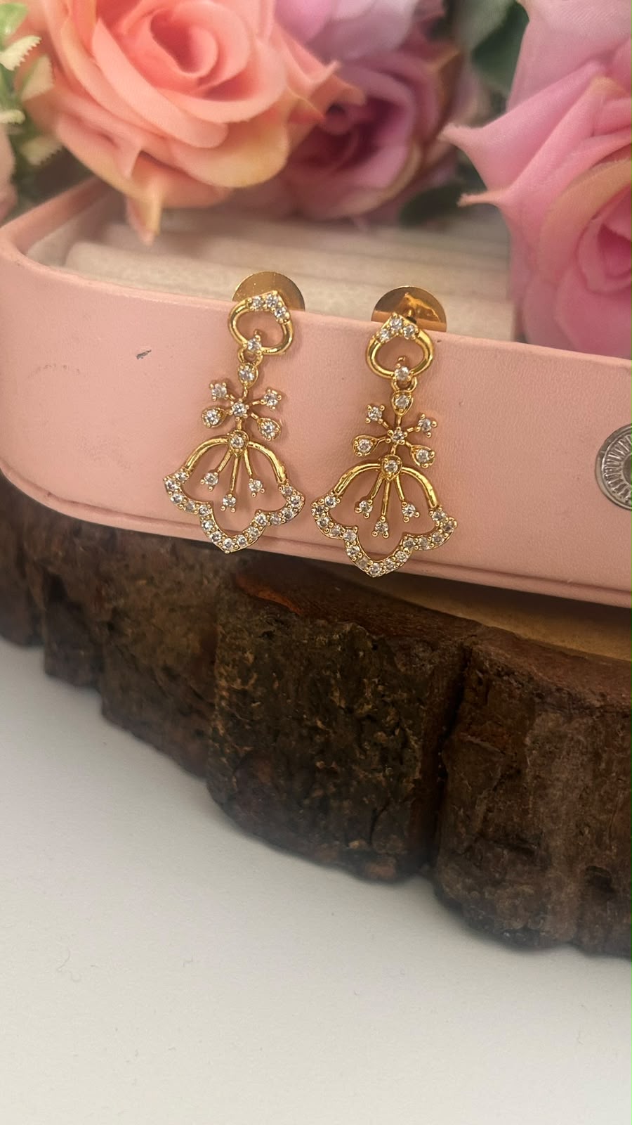 Elegant Crystal Flower Drop Earrings in pushback