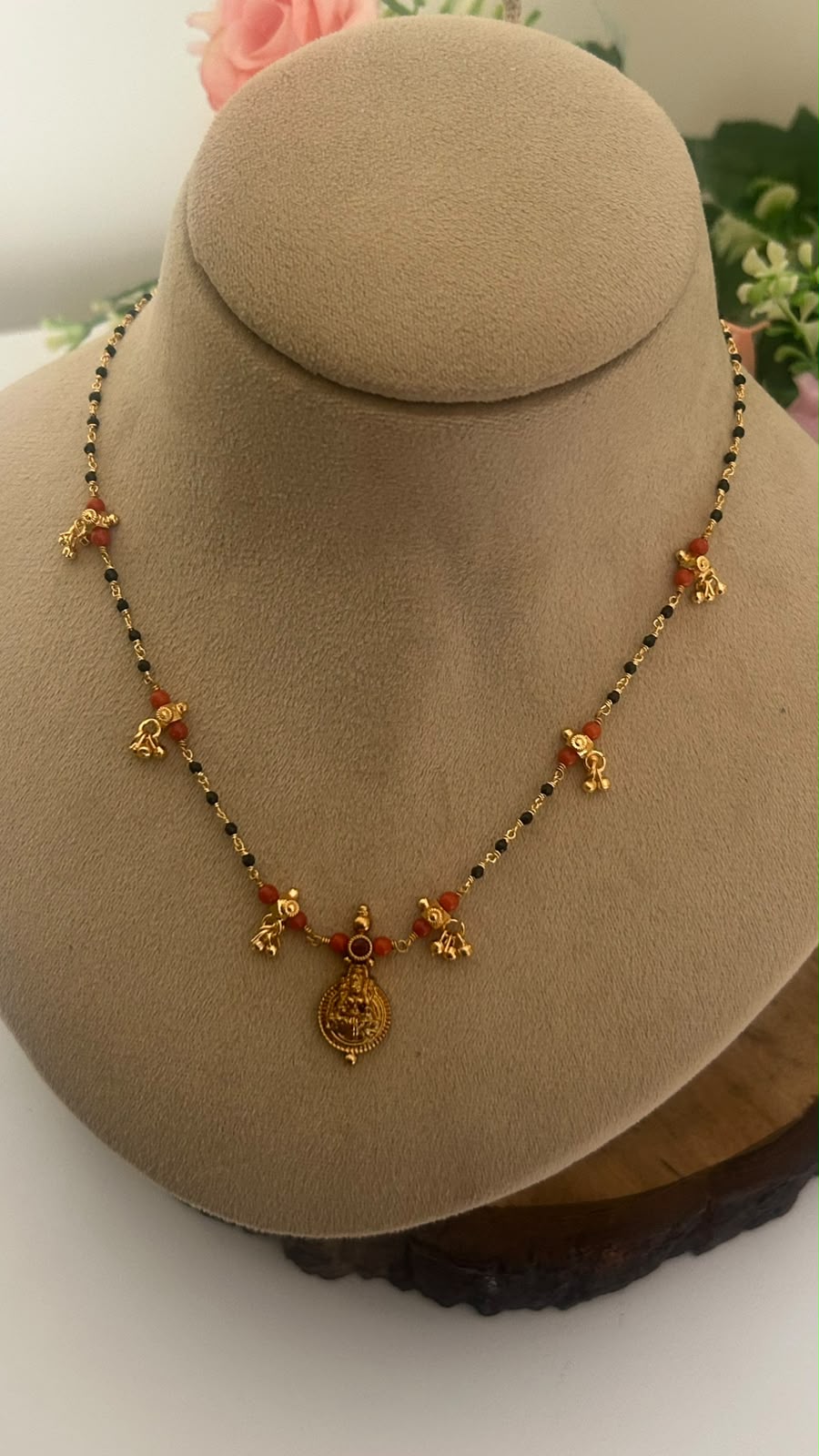 Elegant Black Beads Lakshmi Pendant Mangalsutra – 16–17 Inches