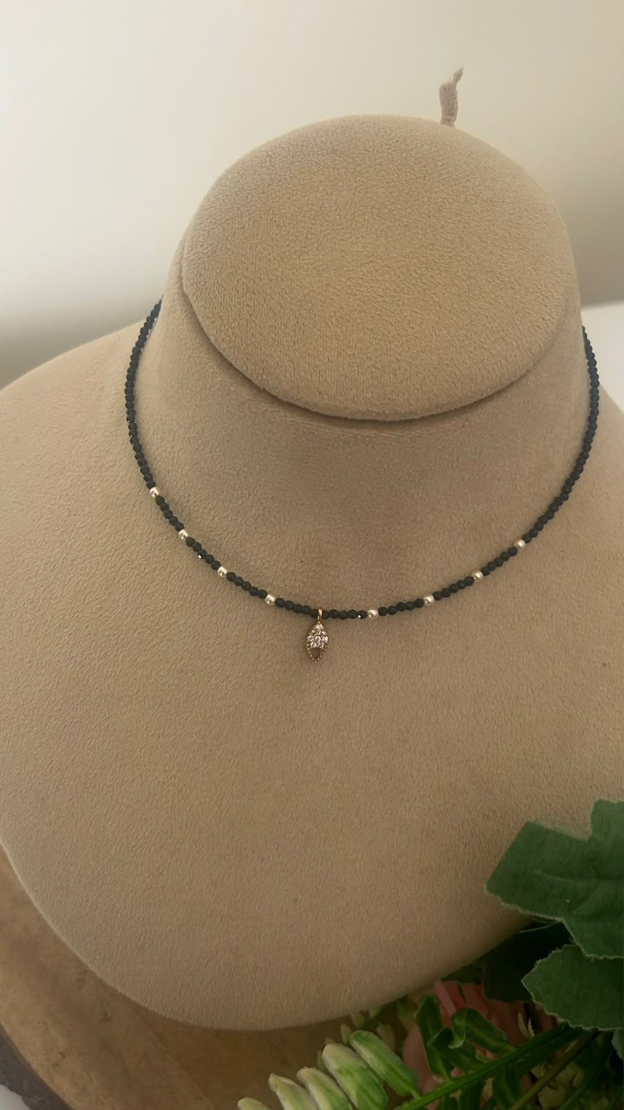 Black Beads CZ Leaf Pendant Invisible Chain Necklace | 14–15 Inches