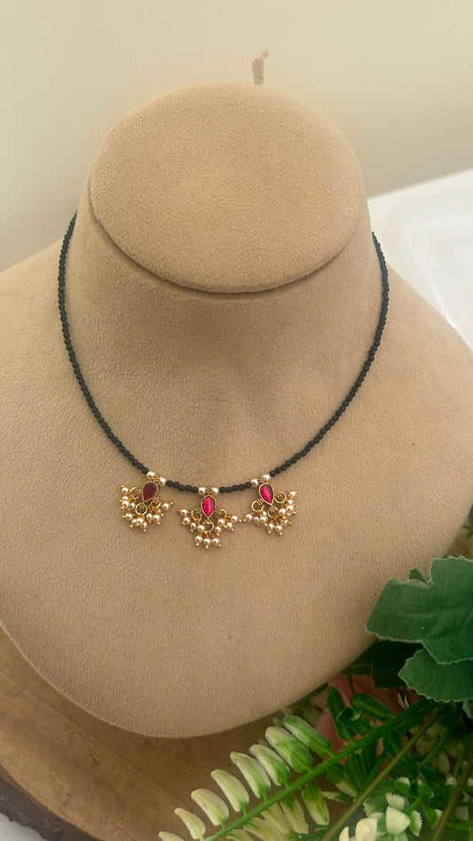 Kundan Drop Design Black Bead Mangalsutra – Invisible Chain Pattern | 14–15 Inches