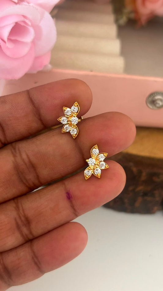 Panchaloham BIg Leaf Curve Stud Earrings – Gold Polish