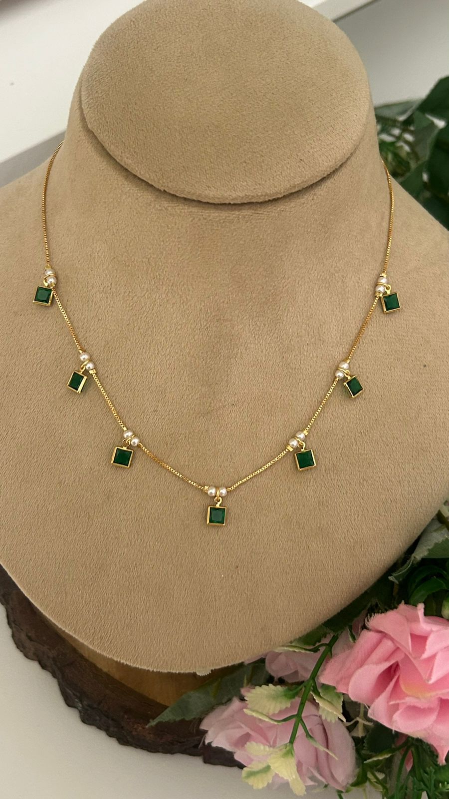 Elegant Gold Chain Necklace with Dainty Square Green Pendants