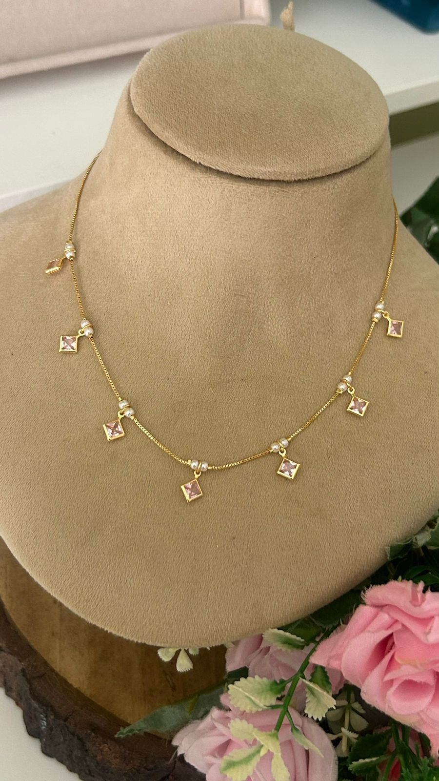 Minimalist Gold Chain Necklace with Light Pink Square Pendants
