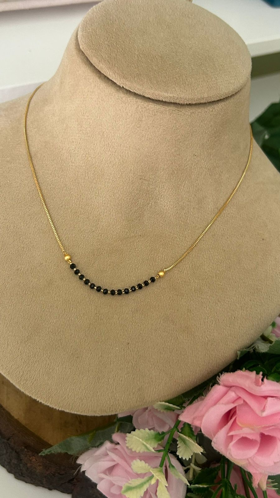 Dainty Single Line Black Bead Station Necklace without Pendant