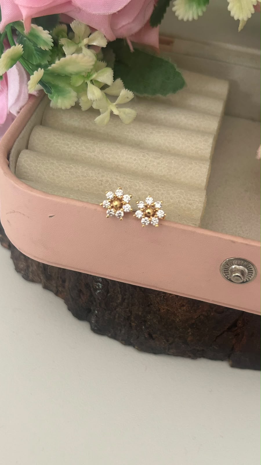 Panchaloham Gold Polish Sparkling Petal Stud Earrings in full white